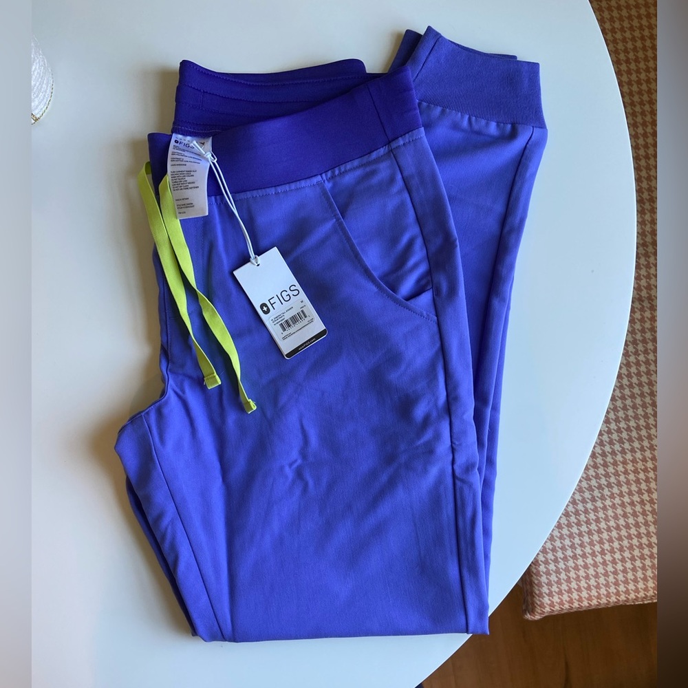 FIGS Zamora jogger scrub pants